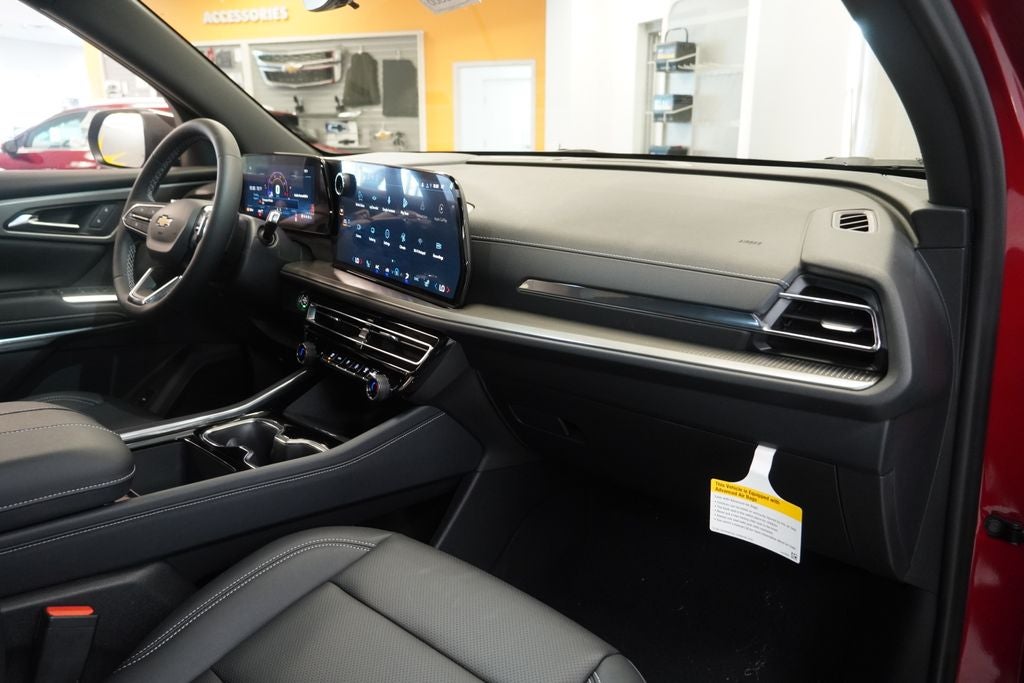 2027 Chevrolet Traverse LT 2LT