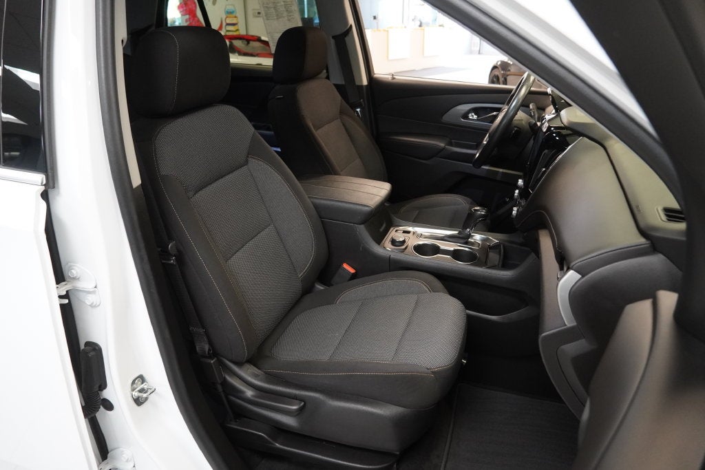 2020 Chevrolet Traverse LT 1LT ( AWD )
