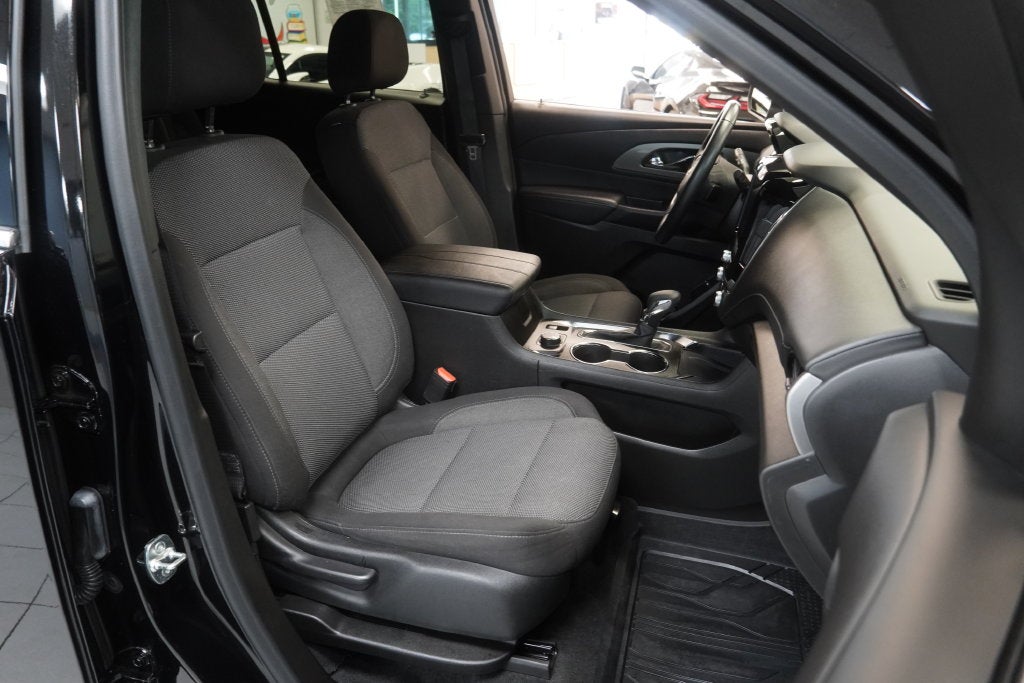 2023 Chevrolet Traverse LT 1LT ( AWD )