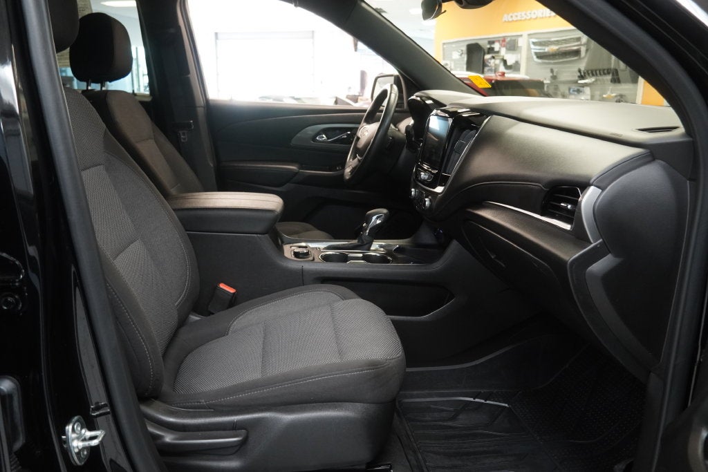 2023 Chevrolet Traverse LT 1LT ( AWD )