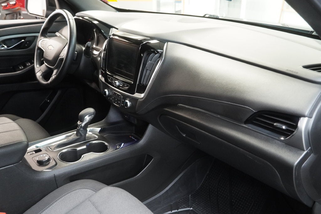 2023 Chevrolet Traverse LT 1LT ( AWD )