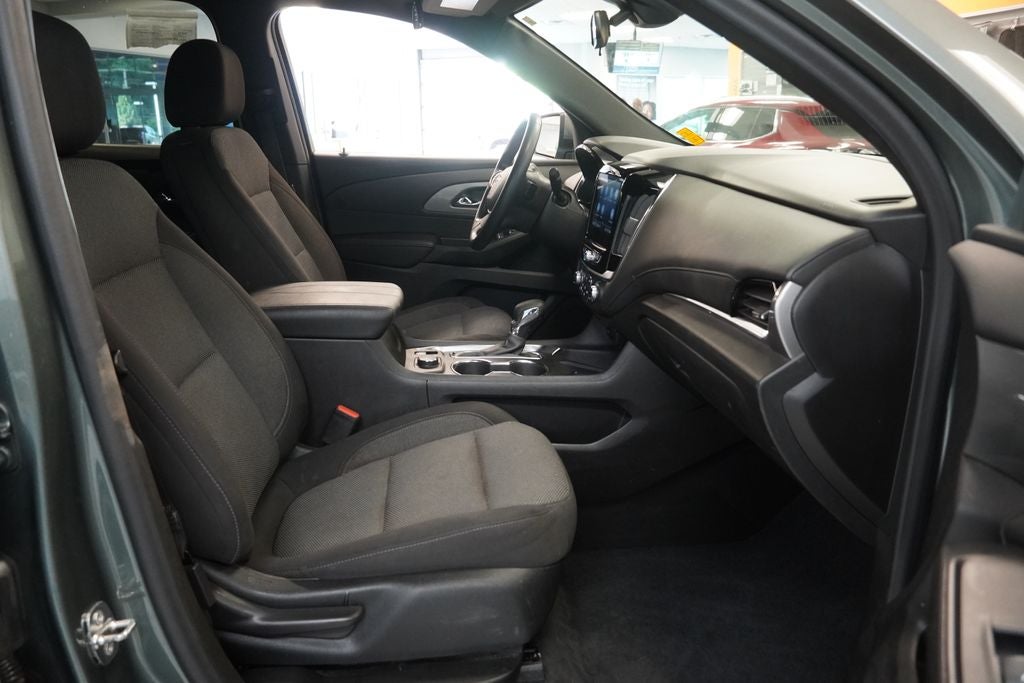 2023 Chevrolet Traverse LT 1LT ( AWD )