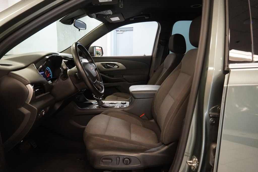 2023 Chevrolet Traverse LT 1LT ( AWD )