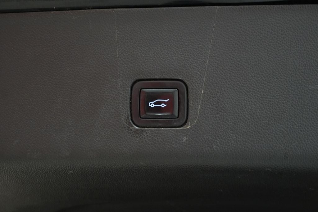 2023 Chevrolet Traverse LT Leather AWD