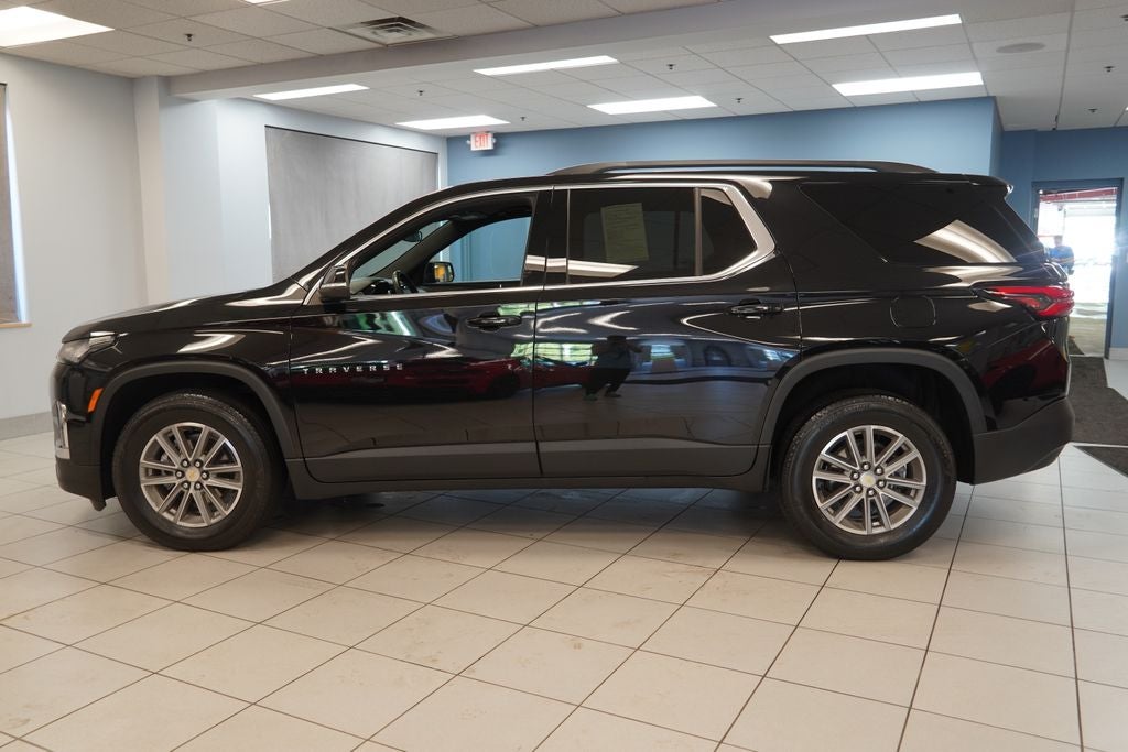 2023 Chevrolet Traverse LT Leather AWD