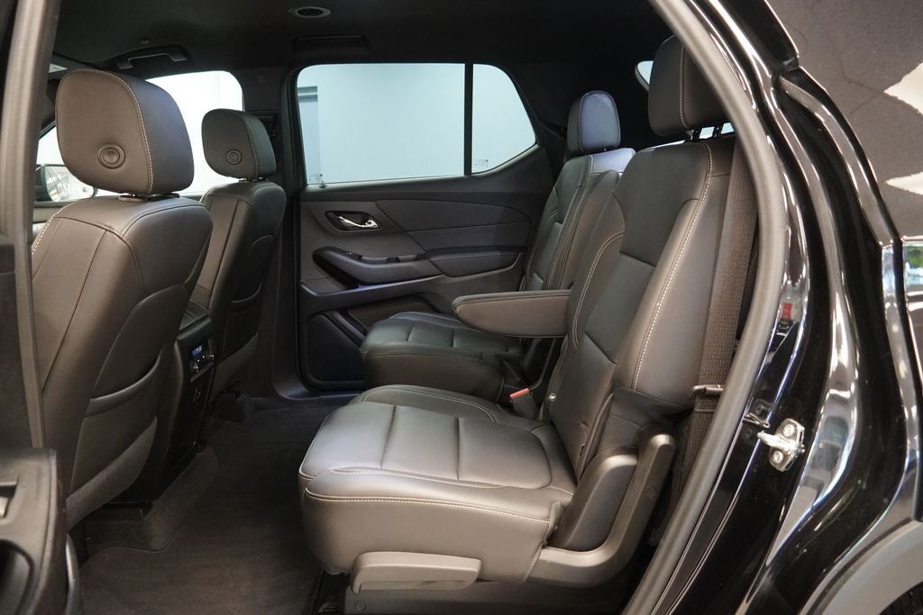 2023 Chevrolet Traverse LT Leather AWD