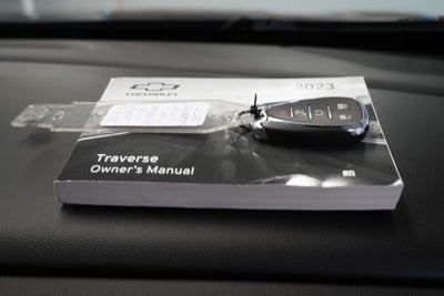 2023 Chevrolet Traverse LT Leather AWD