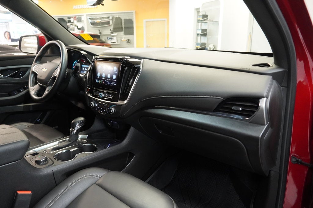 2023 Chevrolet Traverse LT Leather ( AWD )