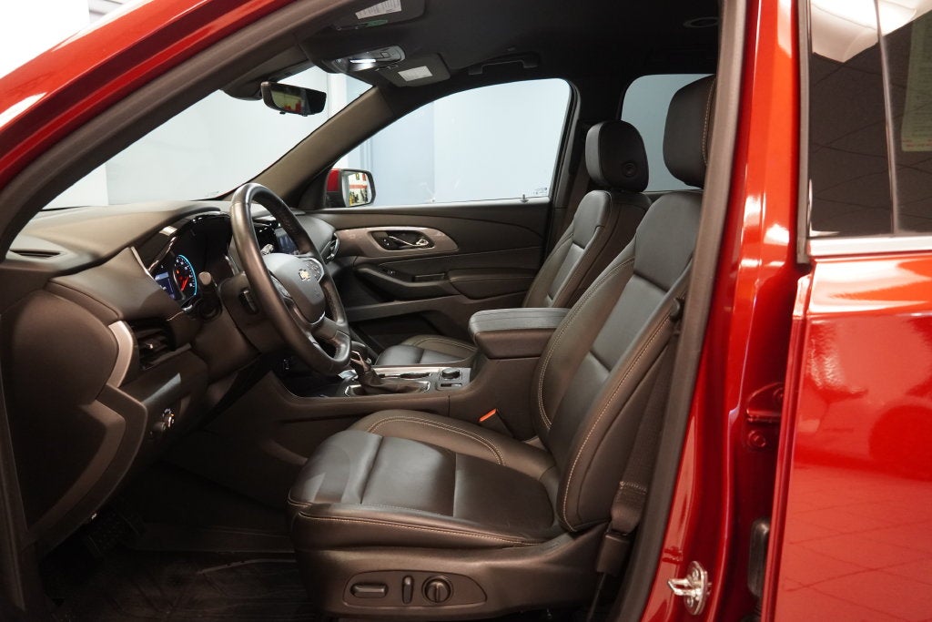 2023 Chevrolet Traverse LT Leather ( AWD )