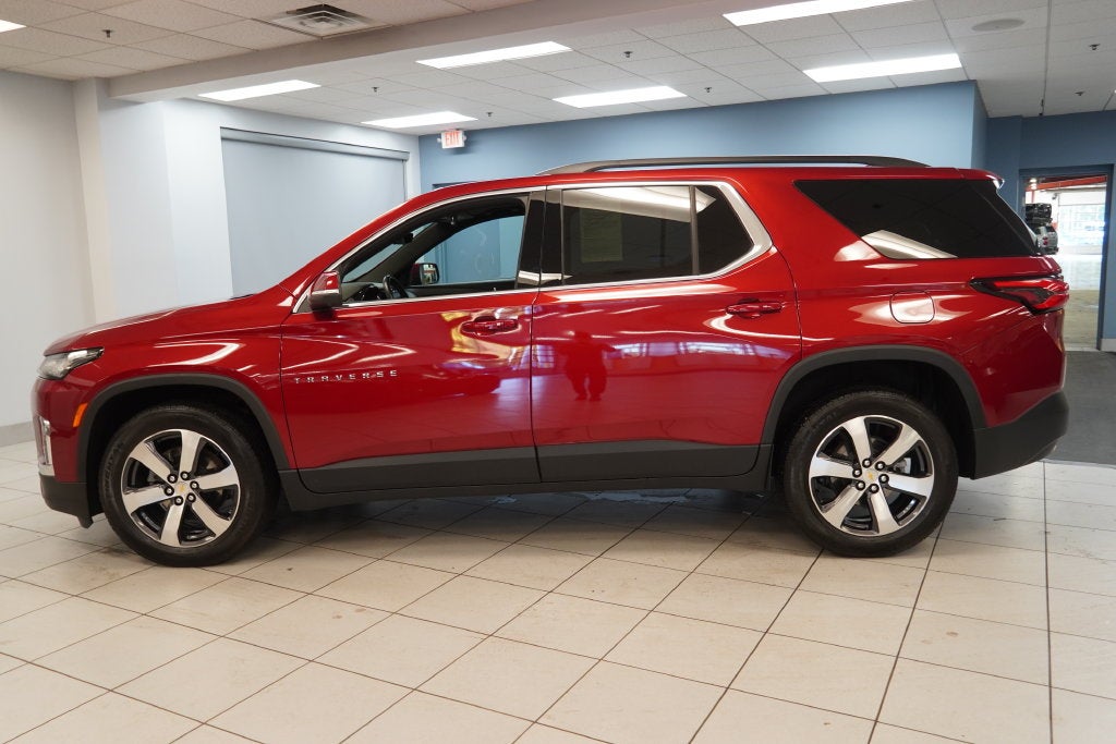 2023 Chevrolet Traverse LT Leather ( AWD )
