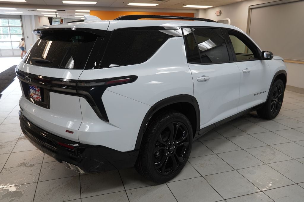 2027 Chevrolet Traverse RS
