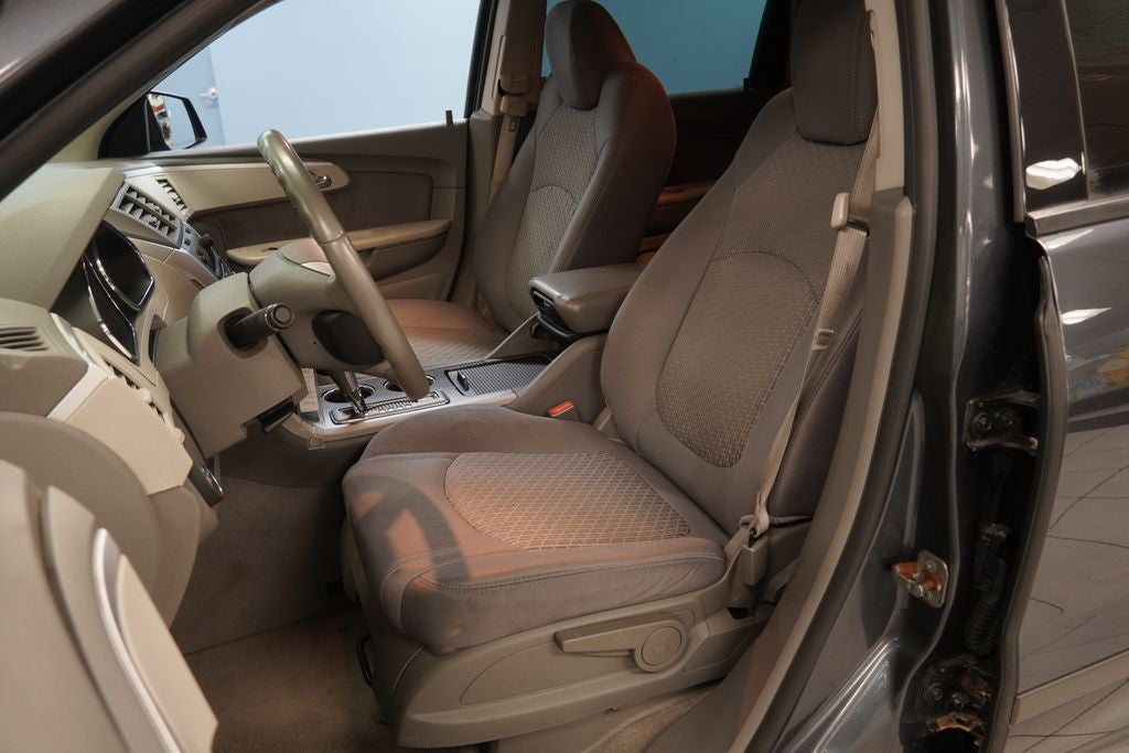 2012 Chevrolet Traverse LS ( PRE-AUCTION )