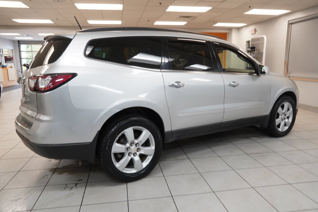 2016 Chevrolet Traverse LT 1LT ( AWD )