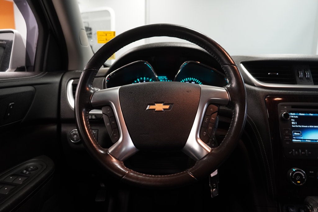 2016 Chevrolet Traverse LT 1LT ( AWD )