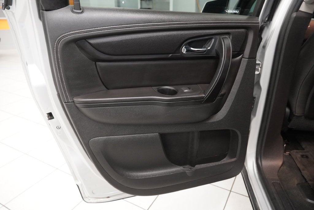 2016 Chevrolet Traverse LT 1LT ( AWD )