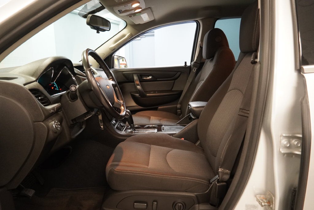 2016 Chevrolet Traverse LT 1LT ( AWD )