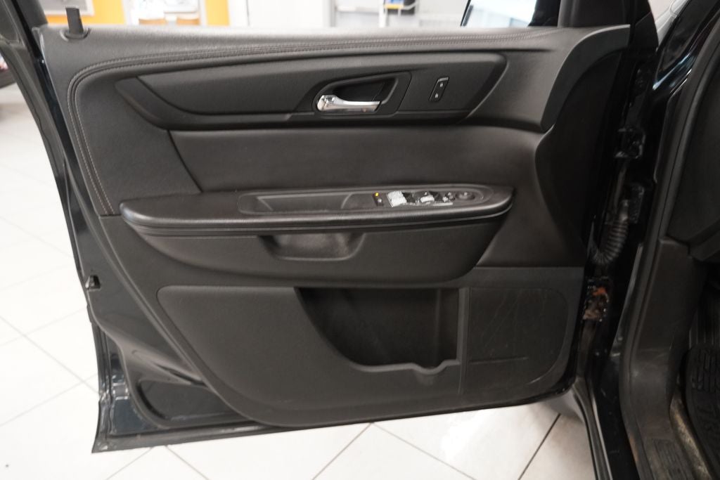 2014 Chevrolet Traverse LT 1LT ( PRE-AUCTION )