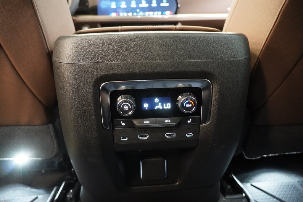 2027 Chevrolet Suburban High Country