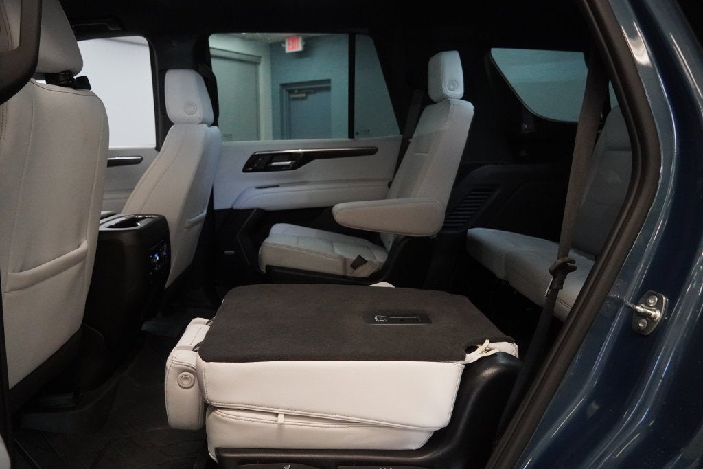 2025 Chevrolet Tahoe Premier 4WD