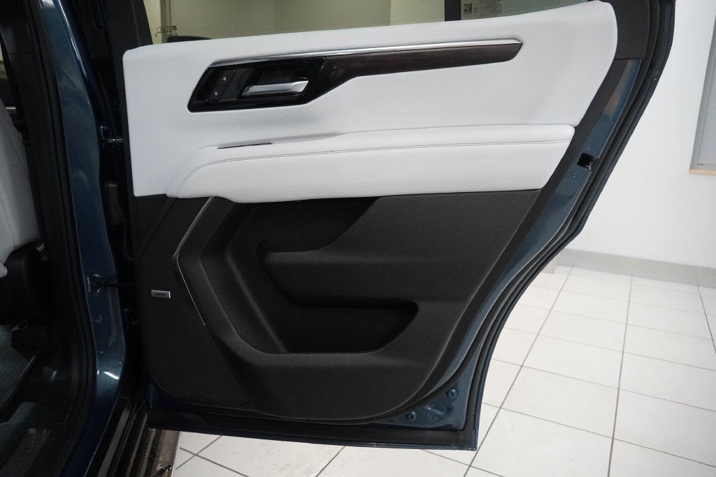 2025 Chevrolet Tahoe Premier 4WD