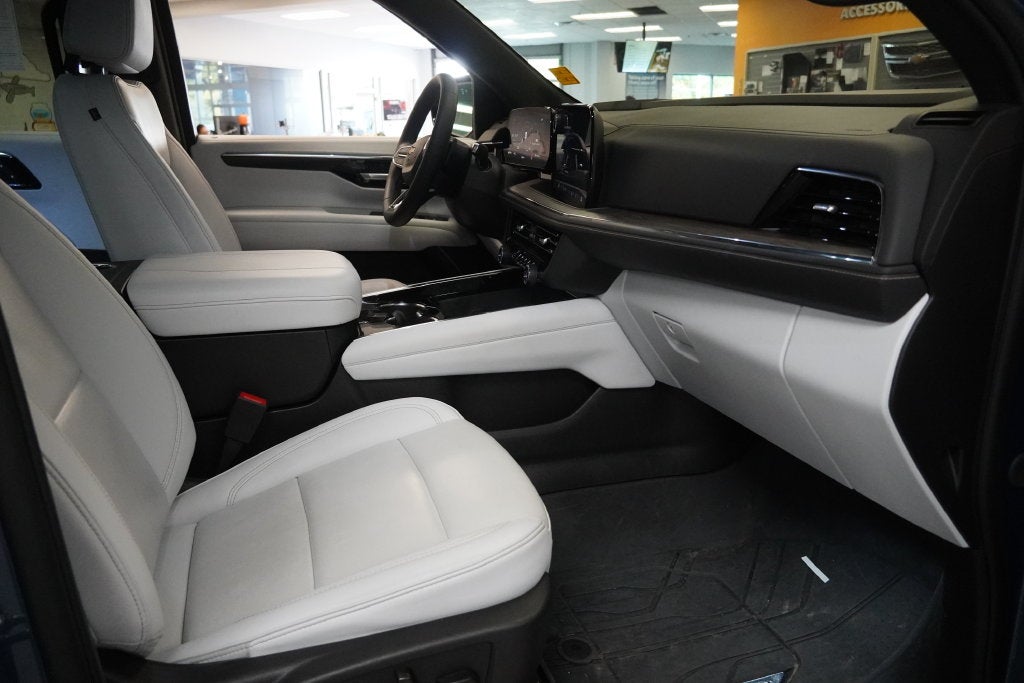 2025 Chevrolet Tahoe Premier 4WD