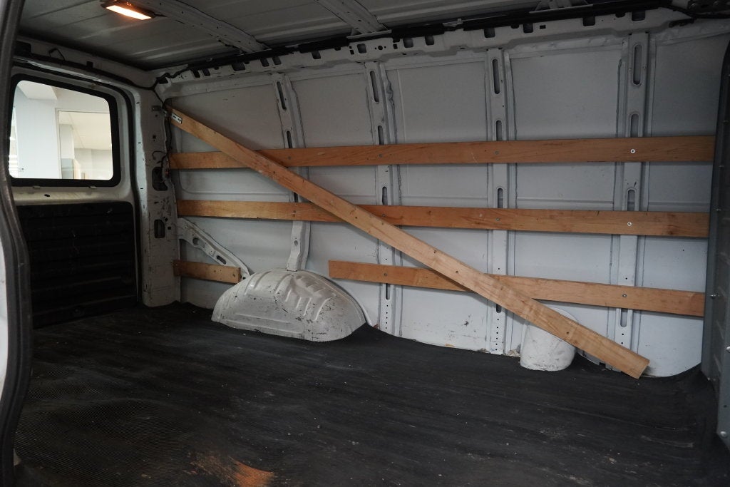 2014 GMC Savana 2500 Work Van ( TOW - OUT SPECIAL )