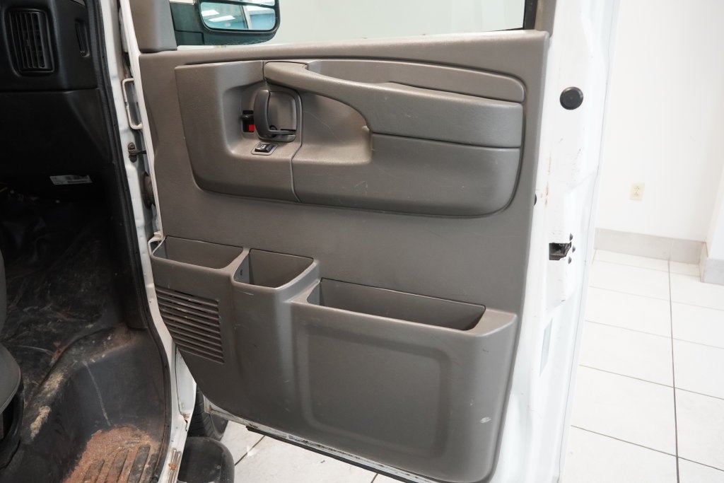 2014 GMC Savana 2500 Work Van ( TOW - OUT SPECIAL )