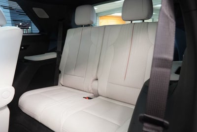 2026 Cadillac VISTIQ Sport (AWD)