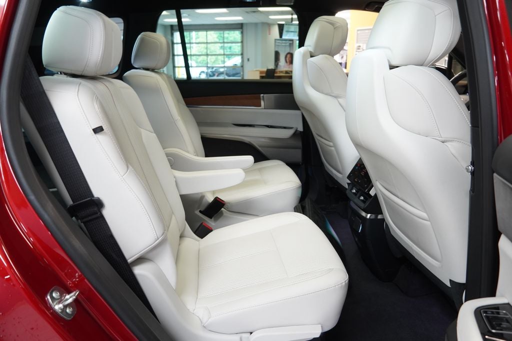 2026 Cadillac VISTIQ Sport (AWD)