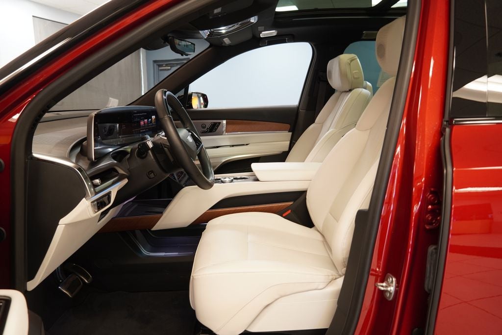 2026 Cadillac VISTIQ Sport (AWD)