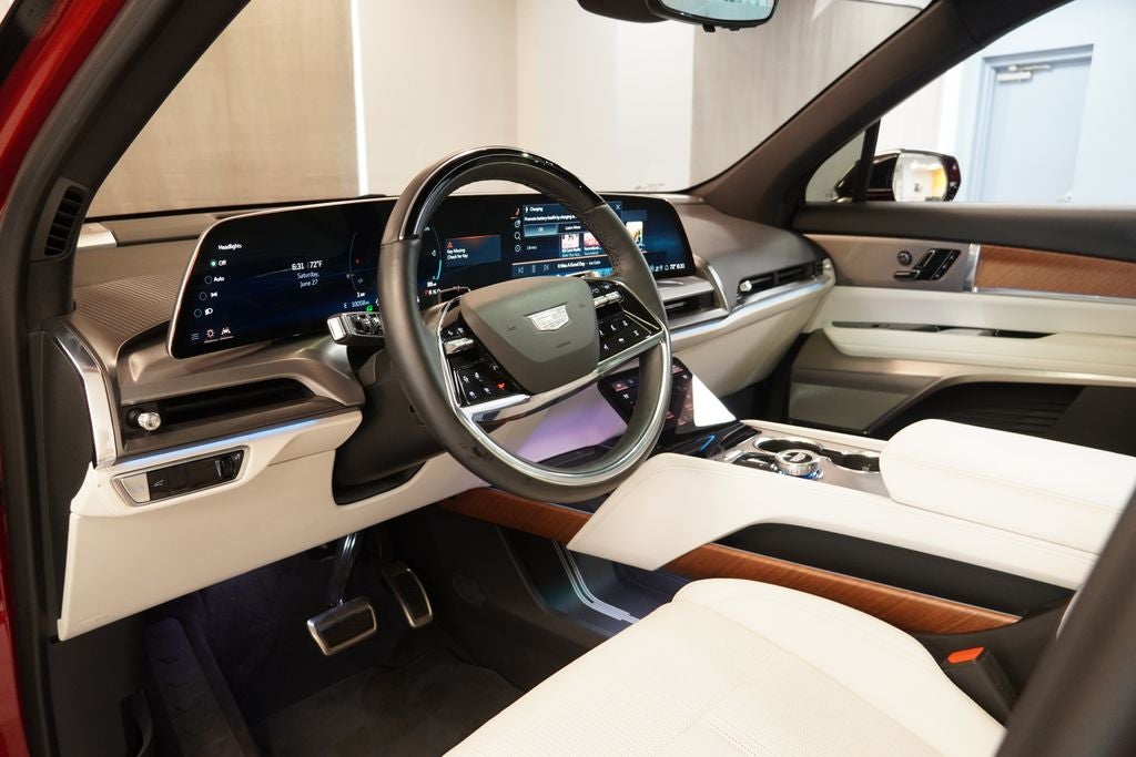 2026 Cadillac VISTIQ Sport (AWD)