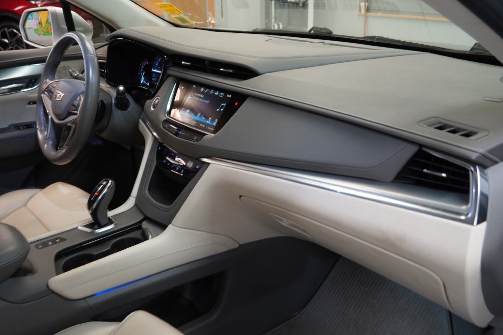 2019 Cadillac XT5 Luxury ( AWD )