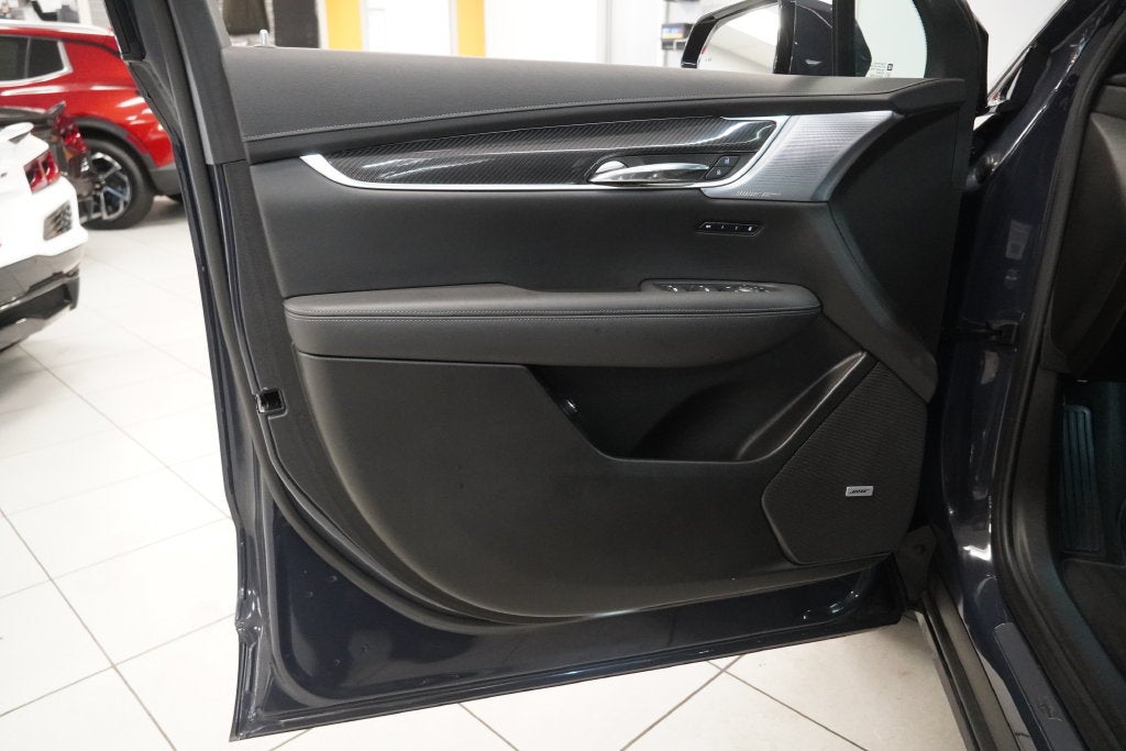 2025 Cadillac XT6 Sport (AWD)