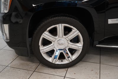 2018 Cadillac Escalade ESV Luxury 4WD