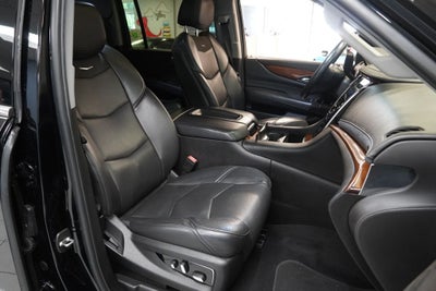 2018 Cadillac Escalade ESV Luxury 4WD