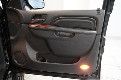 2013 Cadillac Escalade ESV Premium (AWD)
