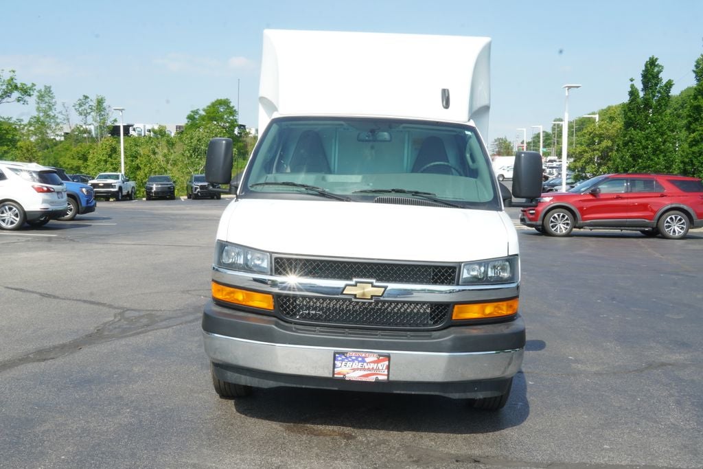 2026 Chevrolet Express 3500 Work Van Cutaway