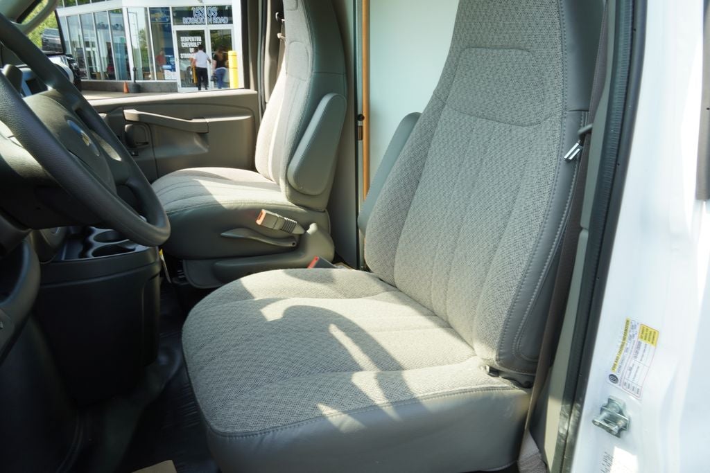 2026 Chevrolet Express 3500 Work Van Cutaway