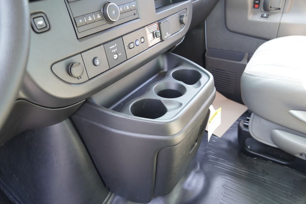 2026 Chevrolet Express 3500 Work Van Cutaway