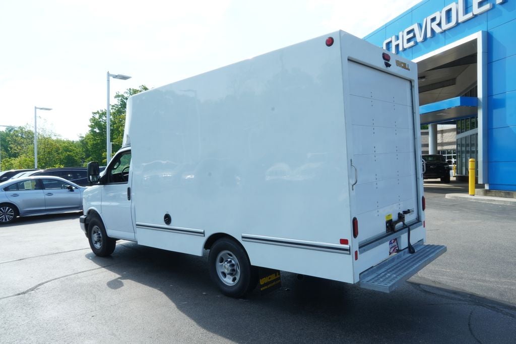 2026 Chevrolet Express 3500 Work Van Cutaway