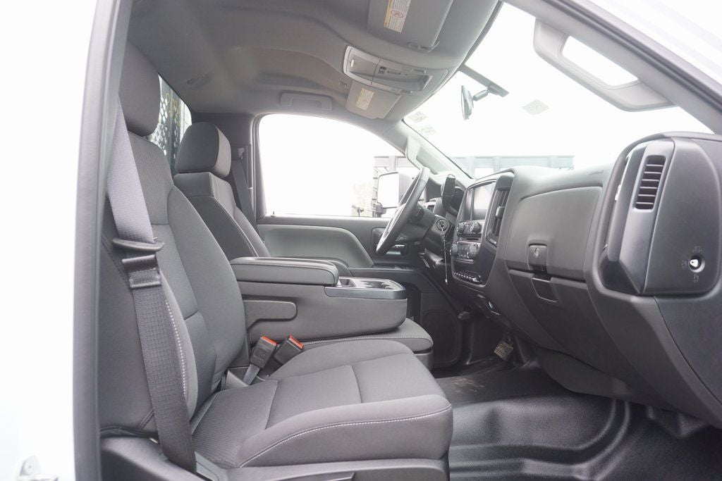 2024 Chevrolet Silverado 6500HD 1WT