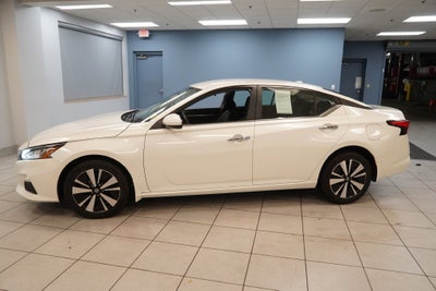 2022 Nissan Altima 2.5 SV (AWD)
