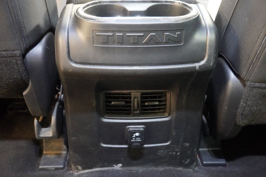 2018 Nissan Titan SV 4X4