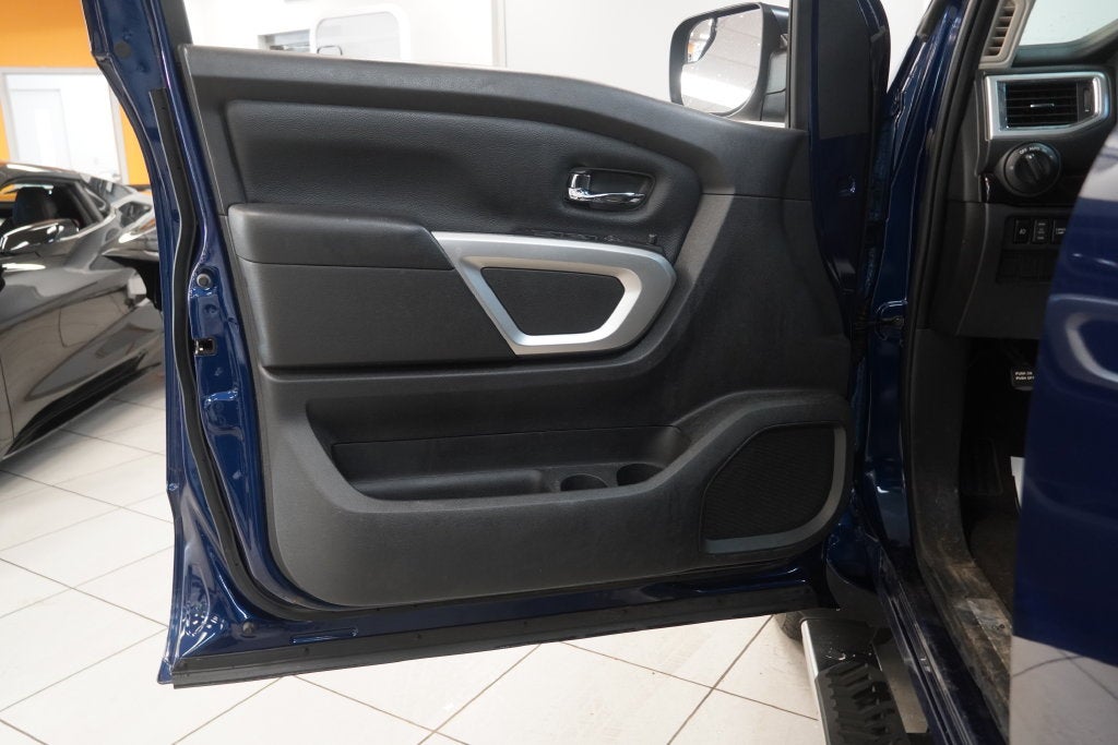 2018 Nissan Titan SV 4X4