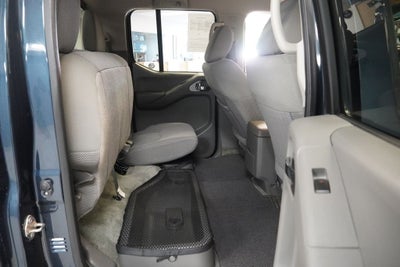 2016 Nissan Frontier SV CREW CAB 4X4