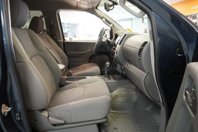 2016 Nissan Frontier SV CREW CAB 4X4
