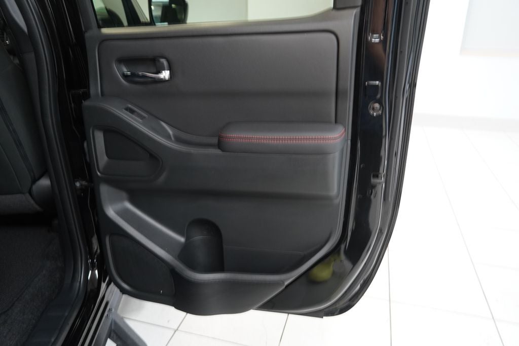 2023 Nissan Frontier PRO-4X CREW CAB 4X4