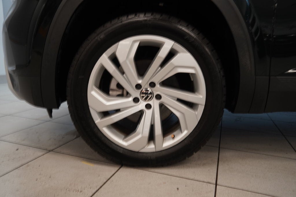 2022 Volkswagen Atlas 2.0T SE w/Technology (AWD)