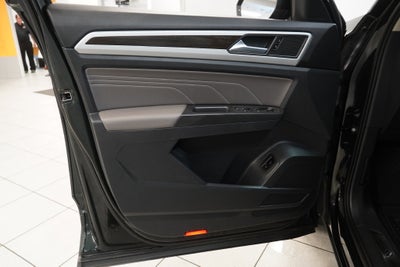 2022 Volkswagen Atlas 2.0T SE w/Technology (AWD)
