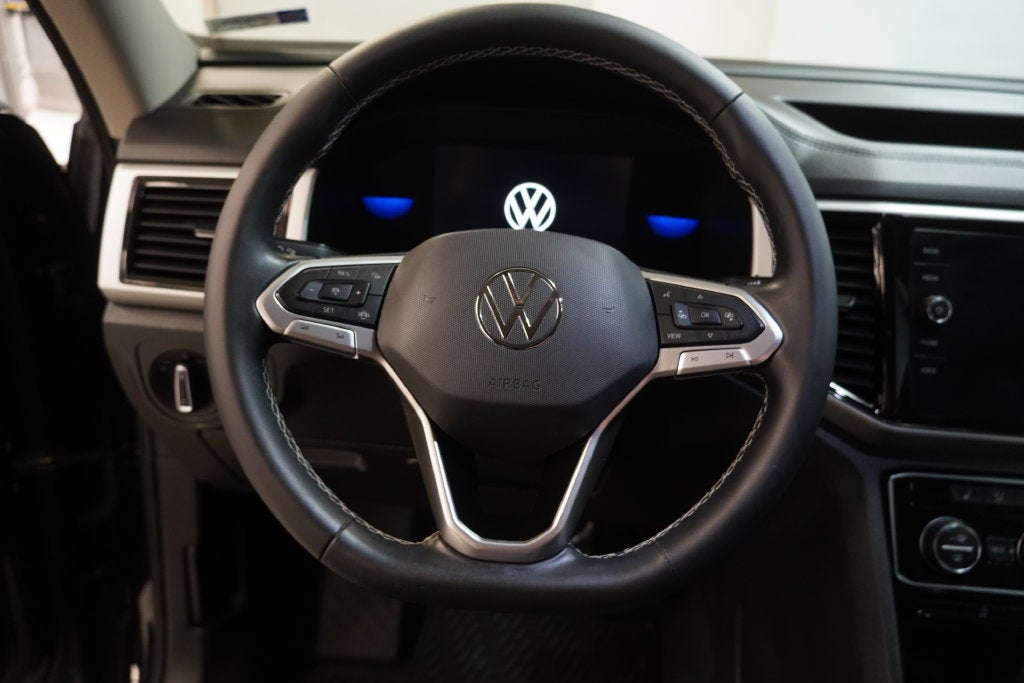 2022 Volkswagen Atlas 2.0T SE w/Technology (AWD)